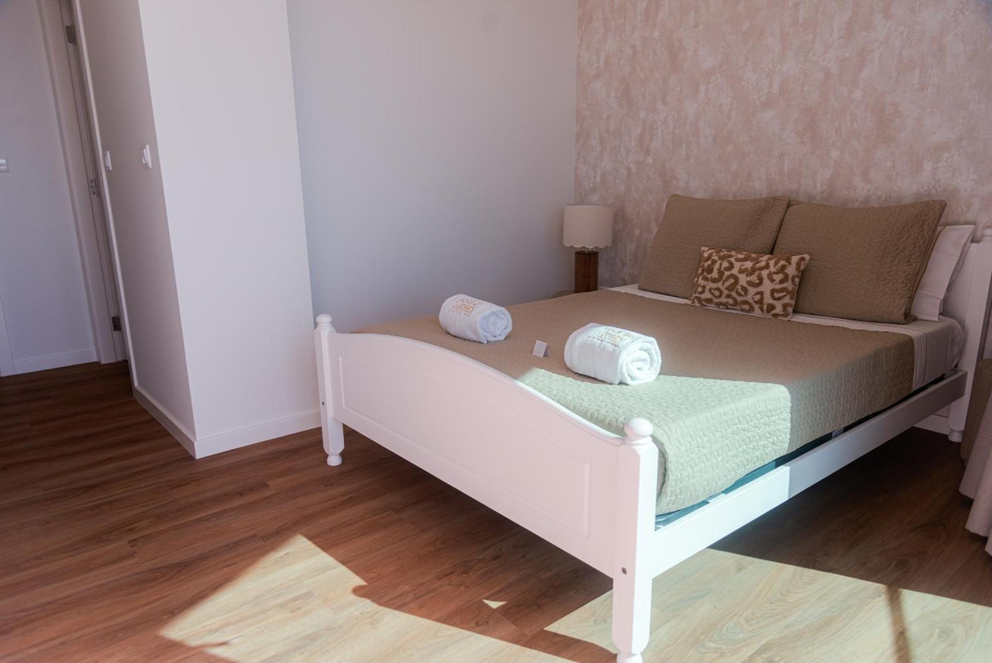 Home At Azores - Sunrise Apartment 蓬塔德尔加达 外观 照片